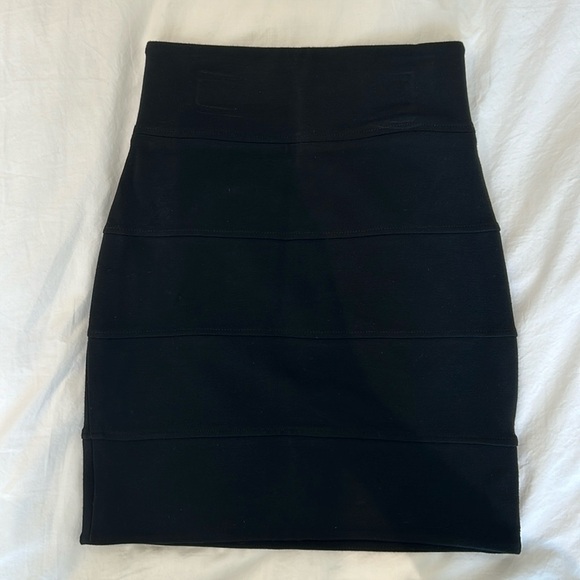 Aritzia Talula Gina Bandage Mini Skirt - Picture 2 of 5